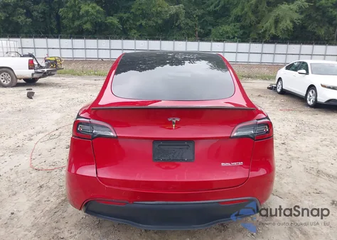 2022 Tesla Model Y Performance Dual Motor All-Wheel Drive from USA, damaged, VIN 7SAYGDEF5NF523416